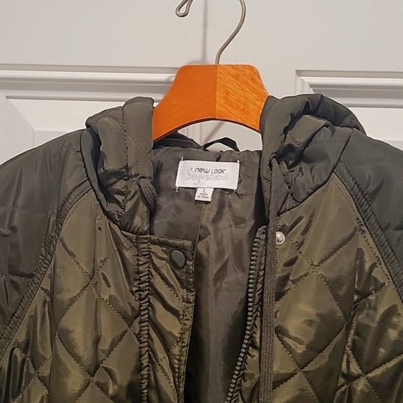 Jacket - Picture 2 of 3